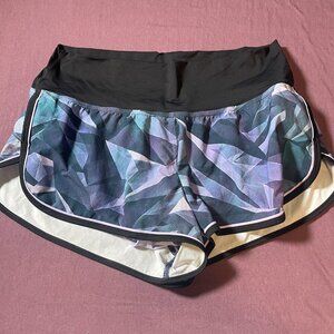Lululemon Drop It Low Short in Pretty Prism Multi / Black / Lilac - Size 12